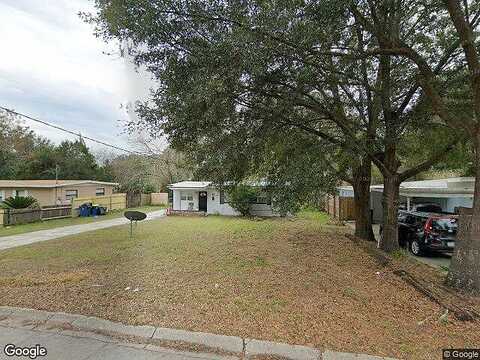 Domas, JACKSONVILLE, FL 32211