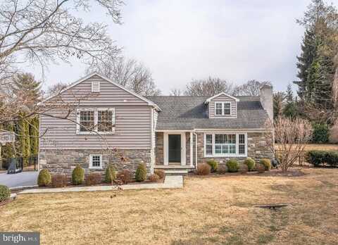 Clover Hill, WAYNE, PA 19087