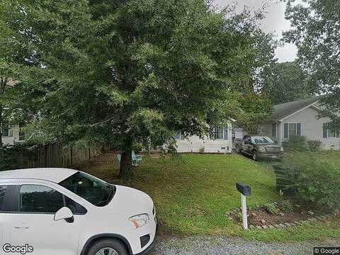 Davis, COLONIAL BEACH, VA 22443