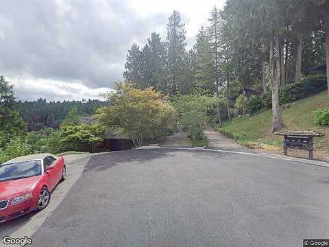Hoeder, BOTHELL, WA 98011