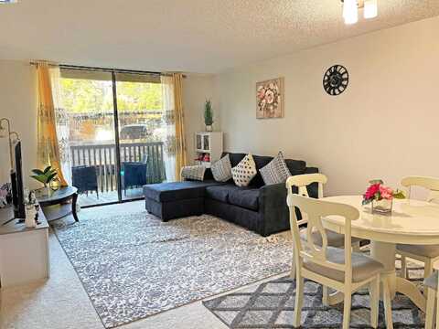 Shelter Creek, SAN BRUNO, CA 94066