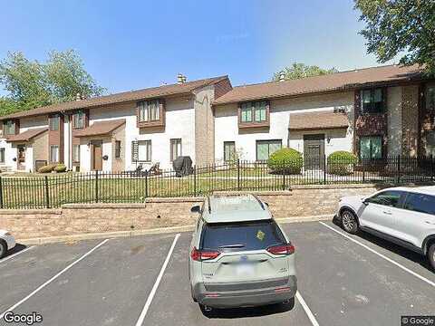 Marple Woods, SPRINGFIELD, PA 19064