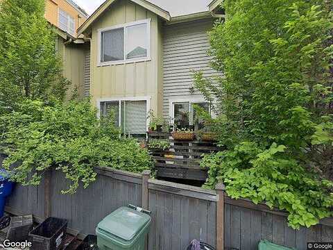 40Th, SEATTLE, WA 98105