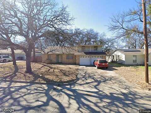 Melinda, FOREST HILL, TX 76119