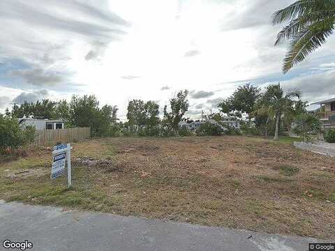Carolyn, SUMMERLAND KEY, FL 33042