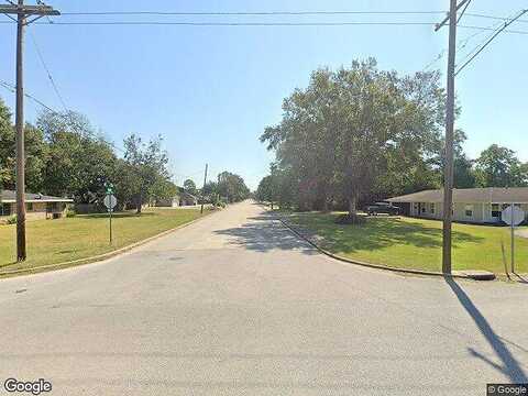 18Th, NEDERLAND, TX 77627