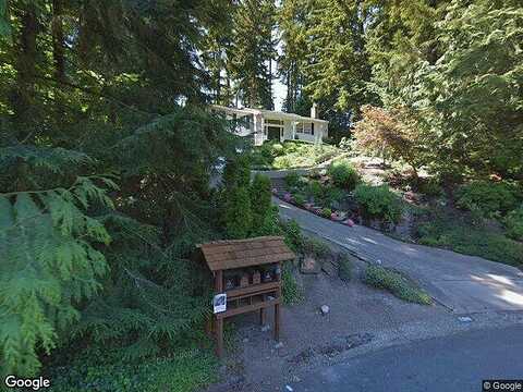 32Nd, BELLEVUE, WA 98005