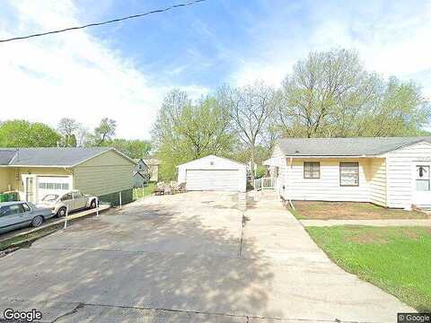 Gillie, JACKSON, MN 56143