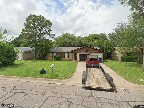 Evelyn, BURLESON, TX 76028