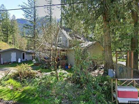 72Nd, SNOQUALMIE, WA 98065