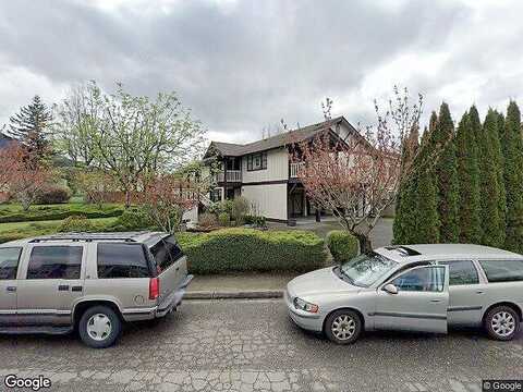 Stow, NORTH BEND, WA 98045