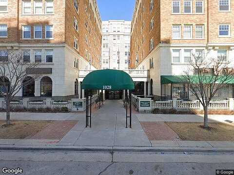 Juneau, MILWAUKEE, WI 53202