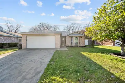 Black Wing, FORT WORTH, TX 76137