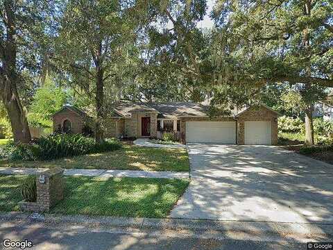 Timber Knoll, VALRICO, FL 33596