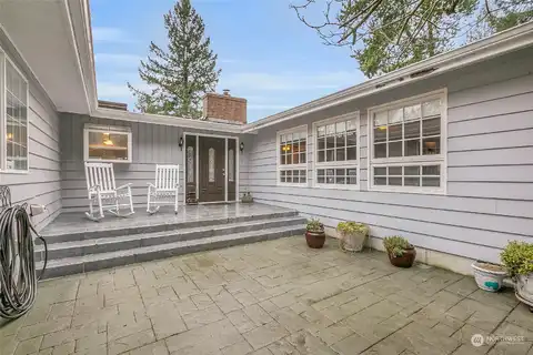 Jones, RENTON, WA 98058
