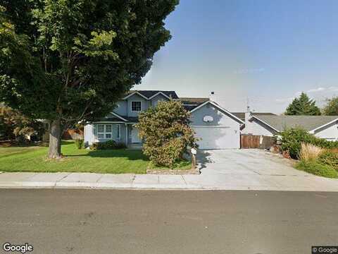 4Th, WENATCHEE, WA 98801