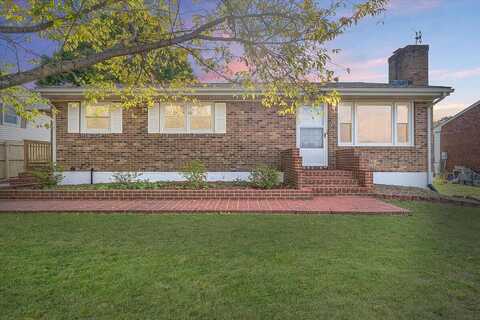 Long Acre, ROANOKE, VA 24019