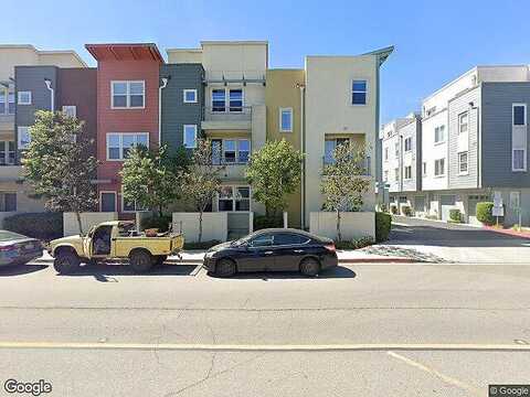 Royal, ESCONDIDO, CA 92025