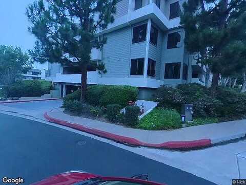 Lille, NEWPORT BEACH, CA 92663