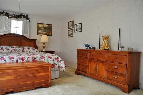 Dogwood, PERRY, FL 32348