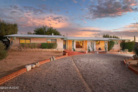 San Anna, TUCSON, AZ 85704