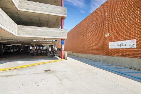 S San Pedro St, Los Angeles, CA 90013