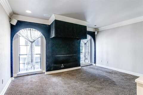N Hall St, Dallas, TX 75219