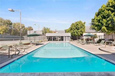 Hatteras St, Tarzana, CA 91356