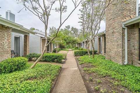 Meandering Way, Dallas, TX 75252