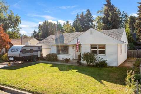 2Nd, WENATCHEE, WA 98801
