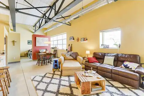 E Franklin Ave, Minneapolis, MN 55404