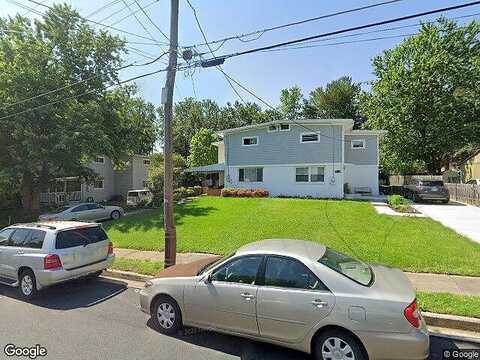 West, FAIRFAX, VA 22030