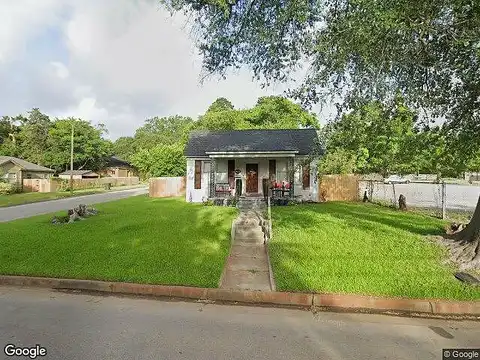 Robertson, TYLER, TX 75701