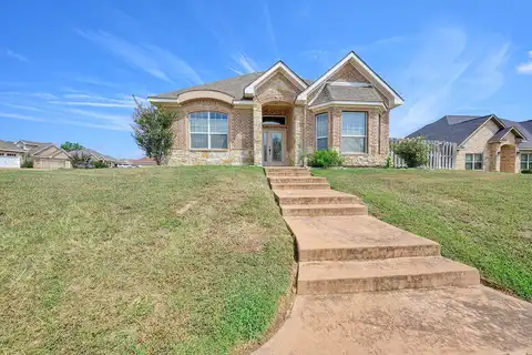 Linus, LINDALE, TX 75771
