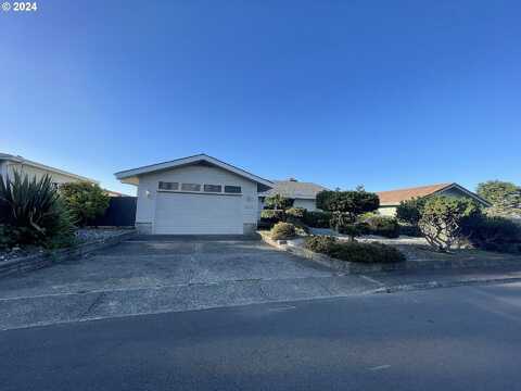 Sandy, BROOKINGS, OR 97415