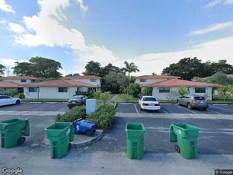 4Th, MIAMI, FL 33161