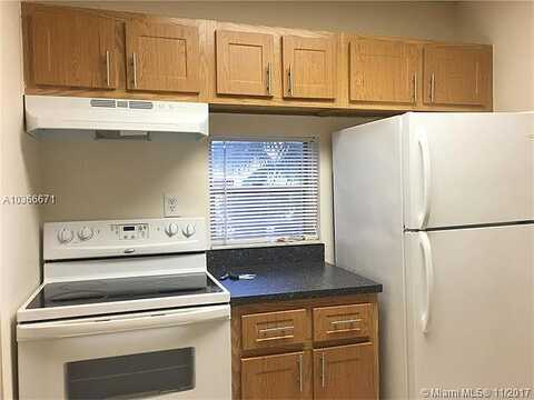N Sherman Cir, Miramar, FL 33025