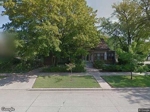 Oak, OSHKOSH, WI 54901
