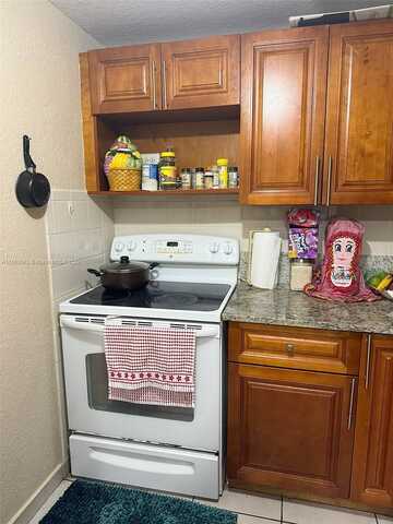 W 81St St, Hialeah, FL 33014