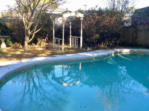 Winthrop, FORT WALTON BEACH, FL 32547
