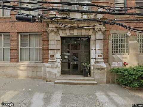 N 13Th St, Philadelphia, PA 19123