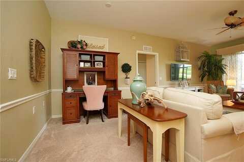 Laurel Greens Ln S, Naples, FL 34119