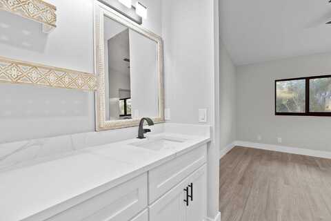 S Oakland Forest Dr, Oakland Park, FL 33309