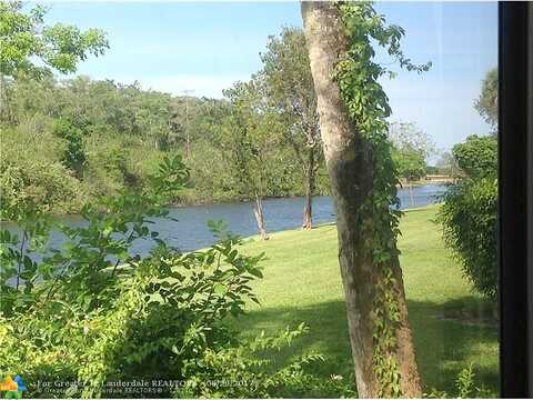 Carambola Cir N, Coconut Creek, FL 33066