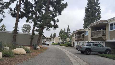 Caminito Basilio, Laguna Hills, CA 92653