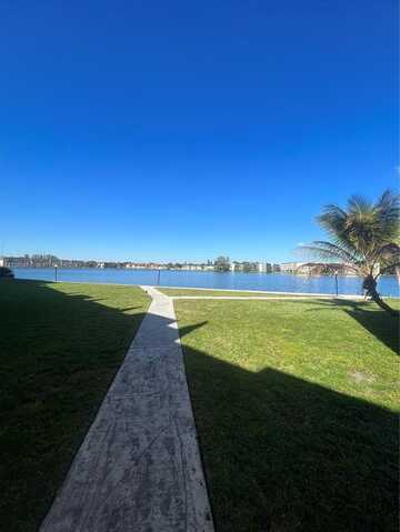 Ne Miami Gardens Dr, Miami, FL 33179