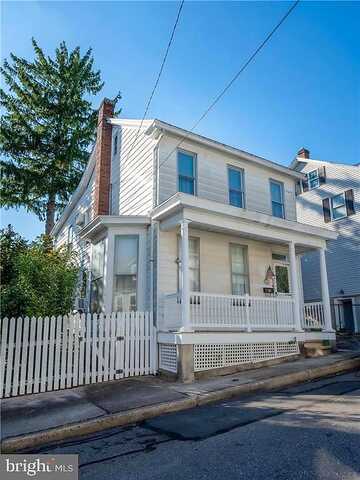 Gay, TAMAQUA, PA 18252
