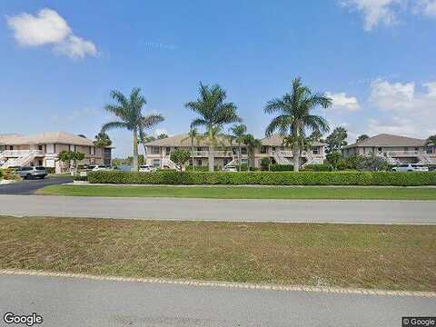 Mainsail Dr, Naples, FL 34114