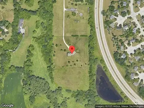 Lindsay, PEWAUKEE, WI 53072
