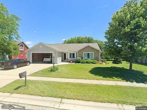 Summer Creek, OCONOMOWOC, WI 53066